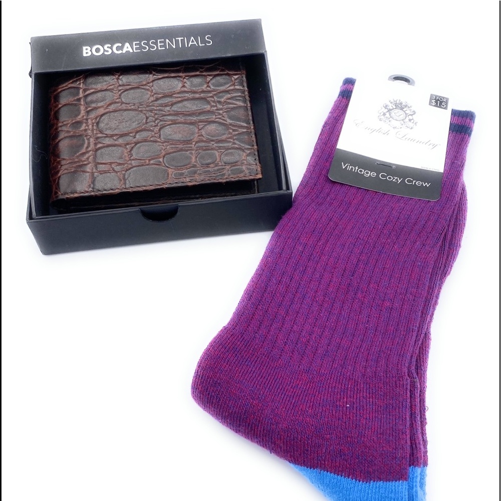 BOSCA Essentials  Wallet w/ English Laundry Socks
